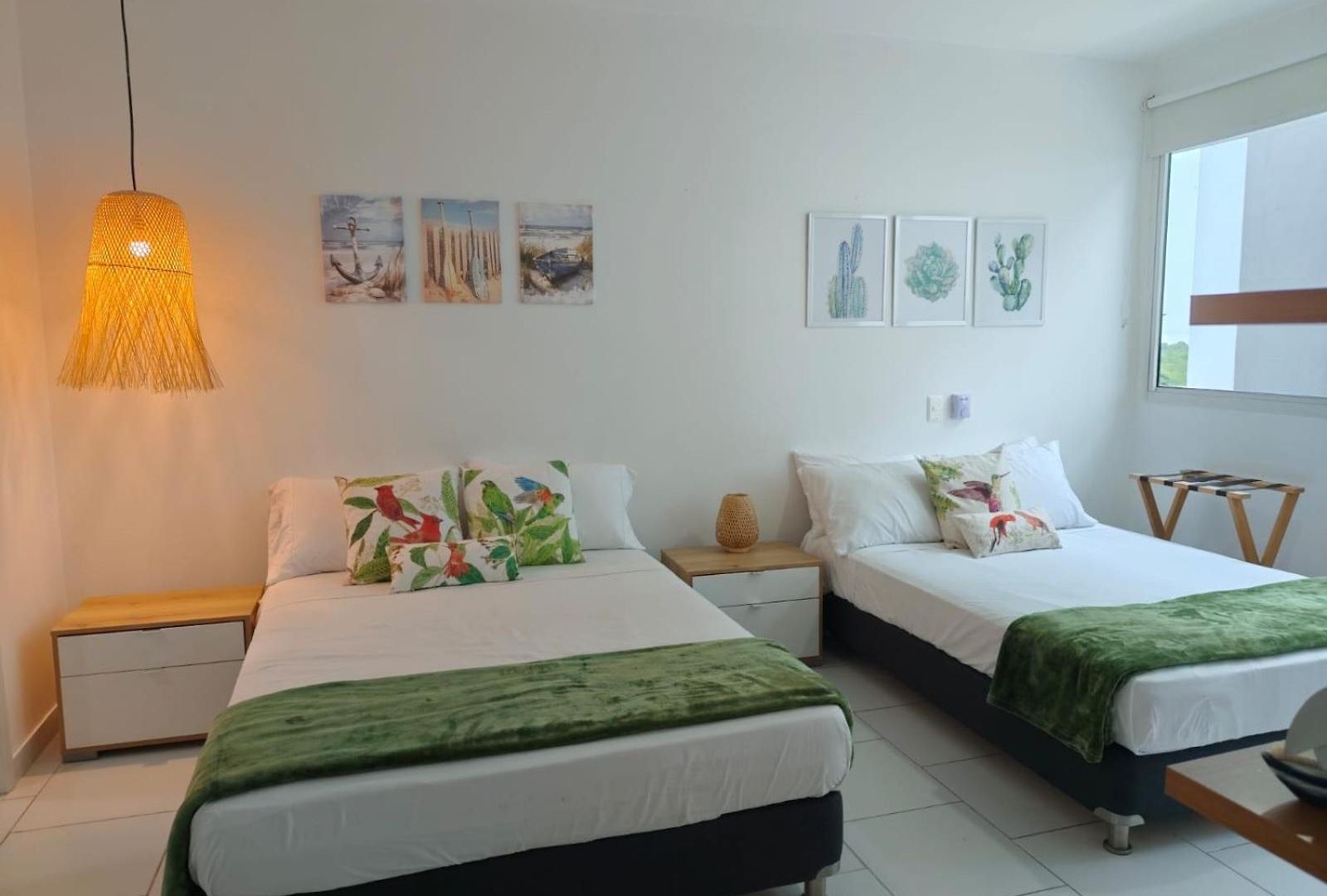 Apartamento Hermoso Frente A La Playa En Morros - *