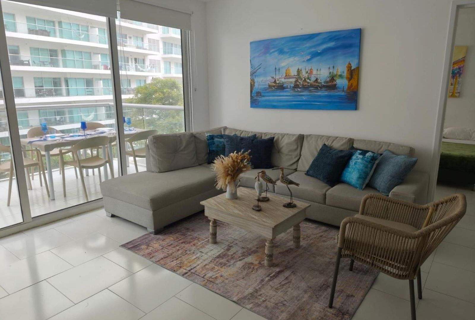 Hermoso Frente A La Playa En Morros - Apartamento