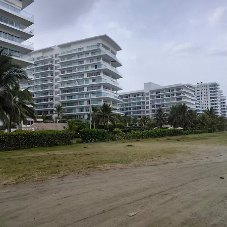Hermoso Frente A La Playa En Morros - Apartamento *